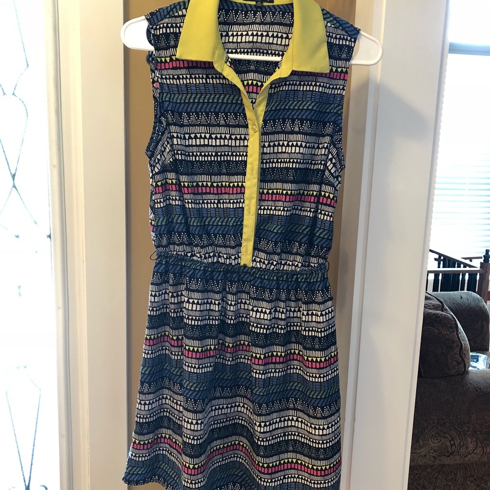 Sleeveless dress